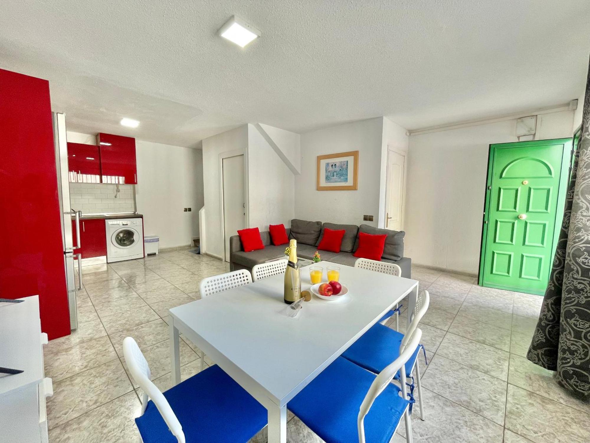 Relax Beach House Puerto de Santiago  Extérieur photo